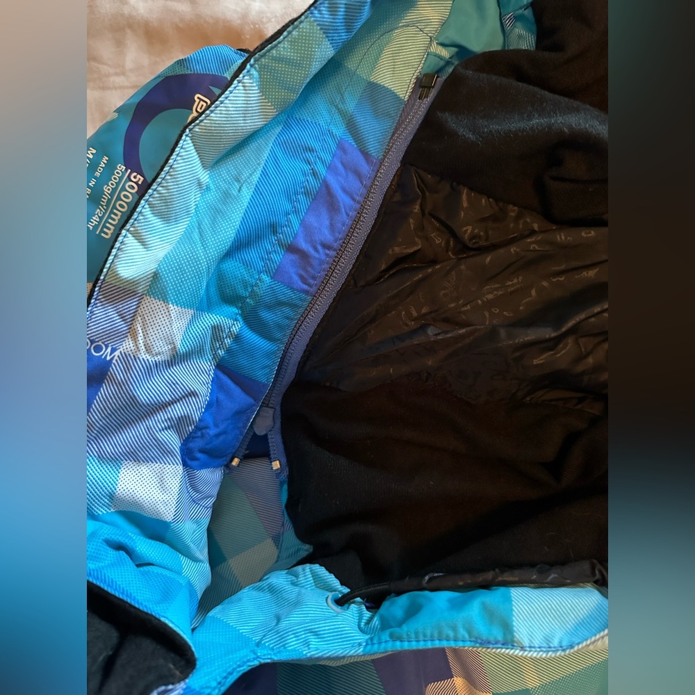 Powder Room Ski/Snowboarding Jacket - Picture 11 of 11